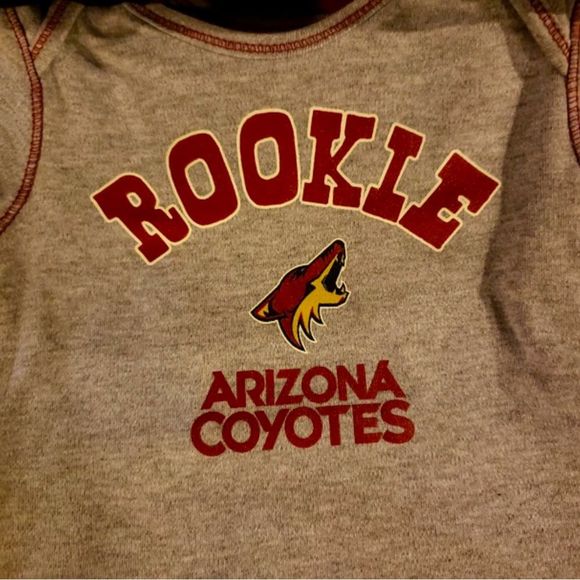 NHL Arizona Coyotes Infant Black Gray Red Creeper Bodysuit Boys Size 3-6M. New! - Picture 3 of 8